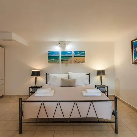 Mani's Aura Seaside-enchanting Stone Gem Σπίτι διακοπών *