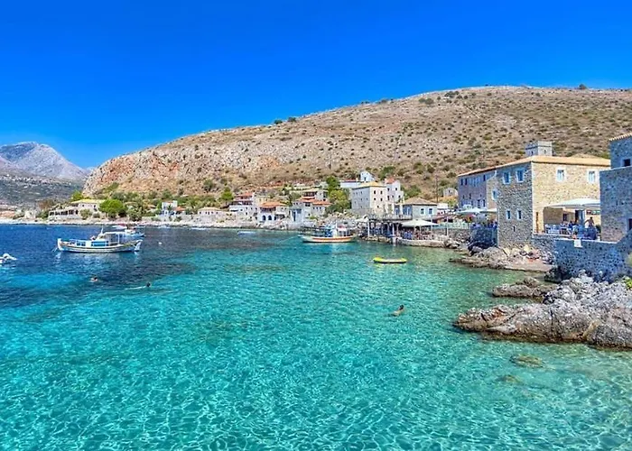 Mani's Aura Seaside-enchanting Stone Gem Feriehus Kotronion (West Mani)